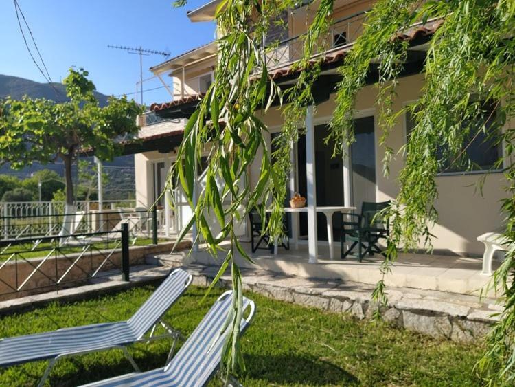 Queen Bay Studios Василики Екстериор снимка